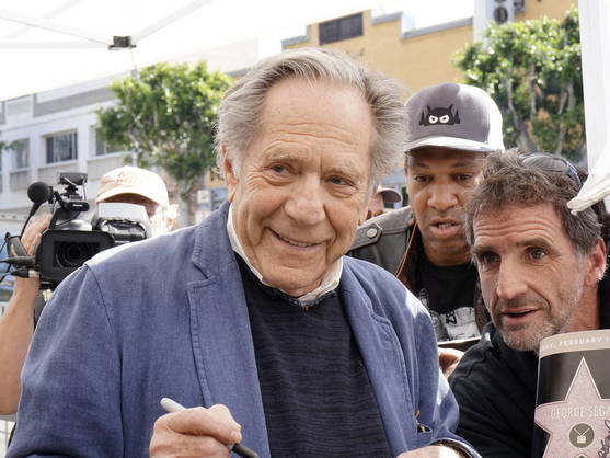 A los 87 años, murió George Segal, actor de