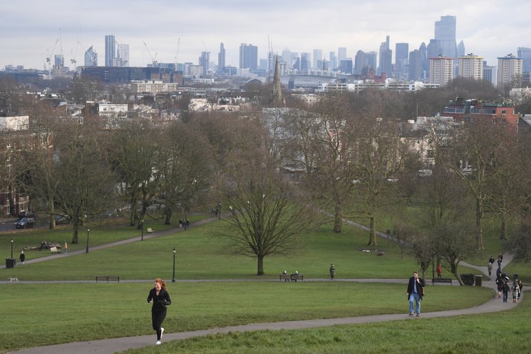 Por primera vez en seis meses, Londres no reportó muertes por covid-19