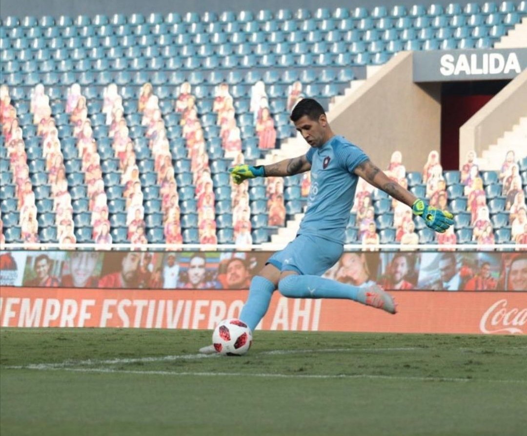 Rodrigo Muñoz, portero de Cerro Porteño. Foto: @CCP1912oficial