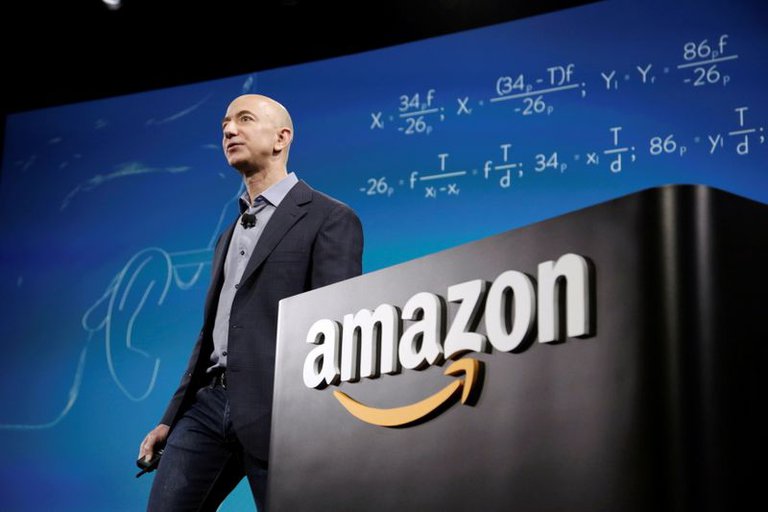 Trabajadores de Amazon rechazaron tener un sindicato en la empresa. Foto: Infobae.