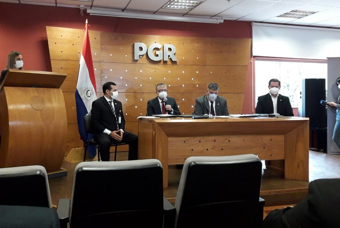 Firma del convenio. Foto: Agencia IP.