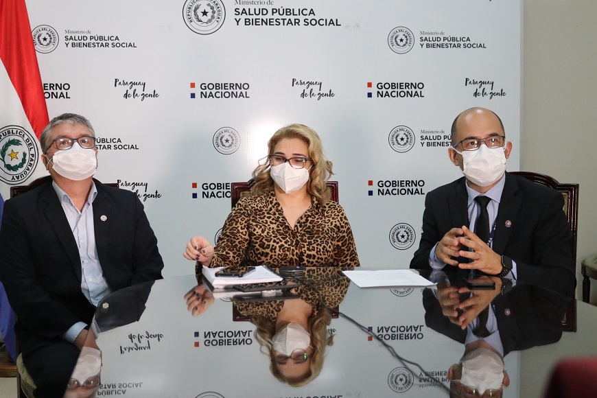 Ante escasez de vacunas, Salud frena inmunización en seis departamentos