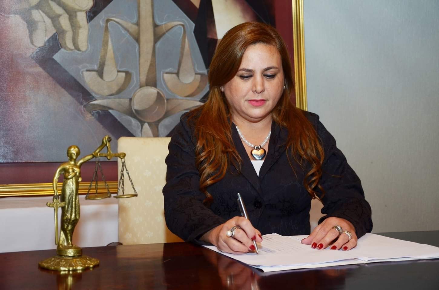 Mirta Rivas, agente fiscal