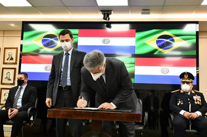 Paraguay y Brasil acuerdan luchar contra el crimen organizado fronterizo. Foto: Ministerio del Interior.