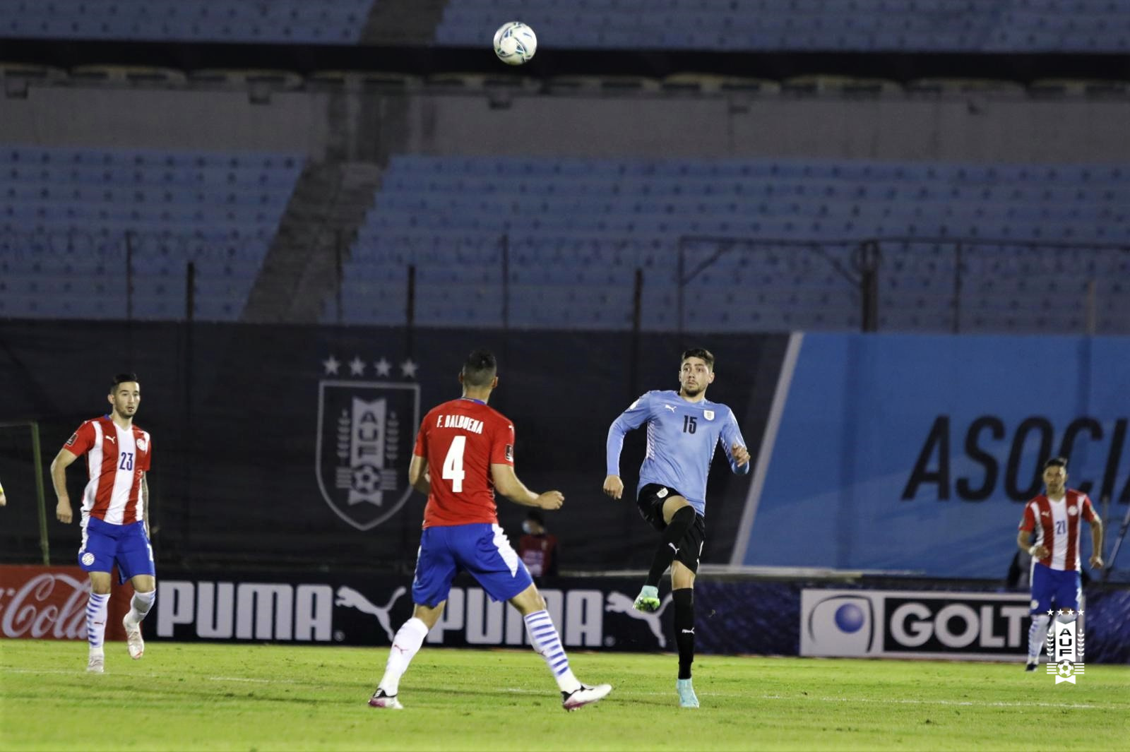 Paraguay y Uruguay empataron sin goles en Montevideo