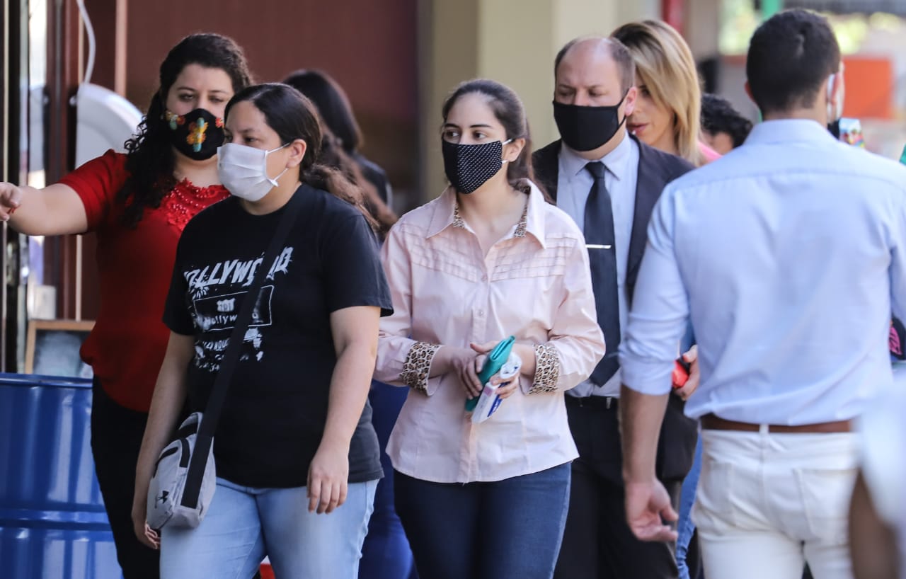 Salud registra nuevo récord de muertes por Covid-19. Foto: Agencia IP.