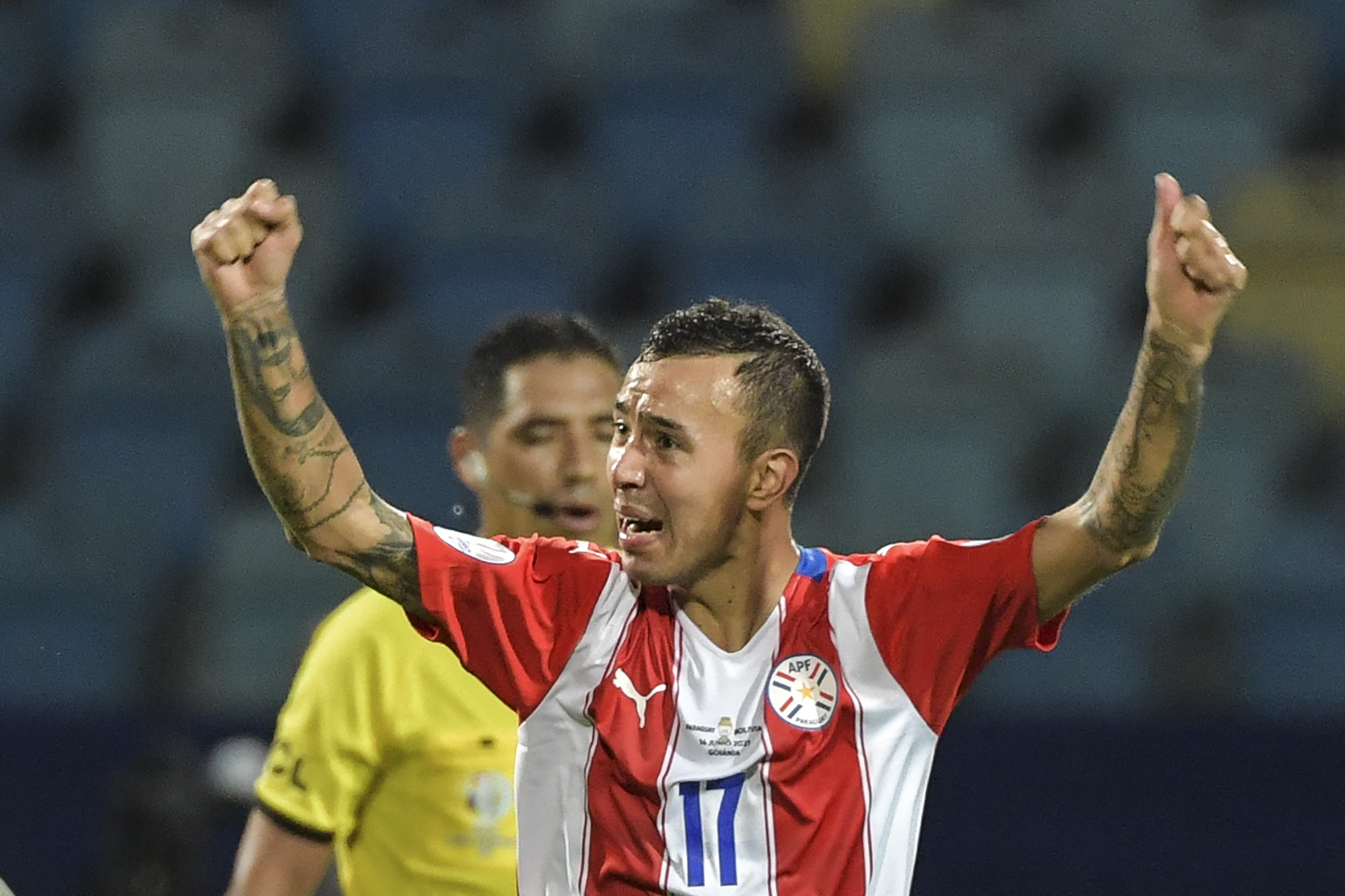 Con “Kaku” Romero de figura, la Albirroja venció a Bolivia