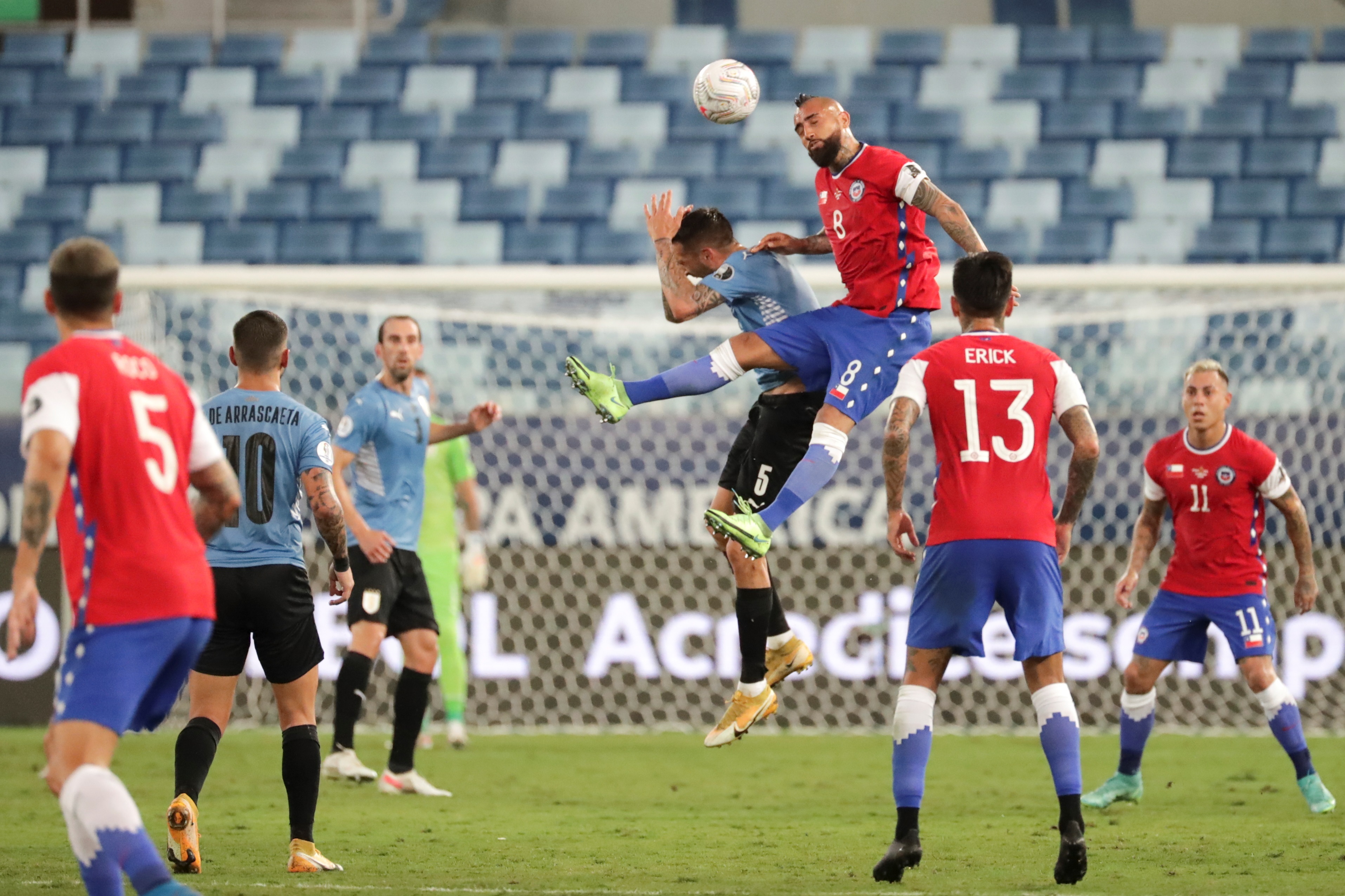 Uruguay y Chile igualaron 1-1