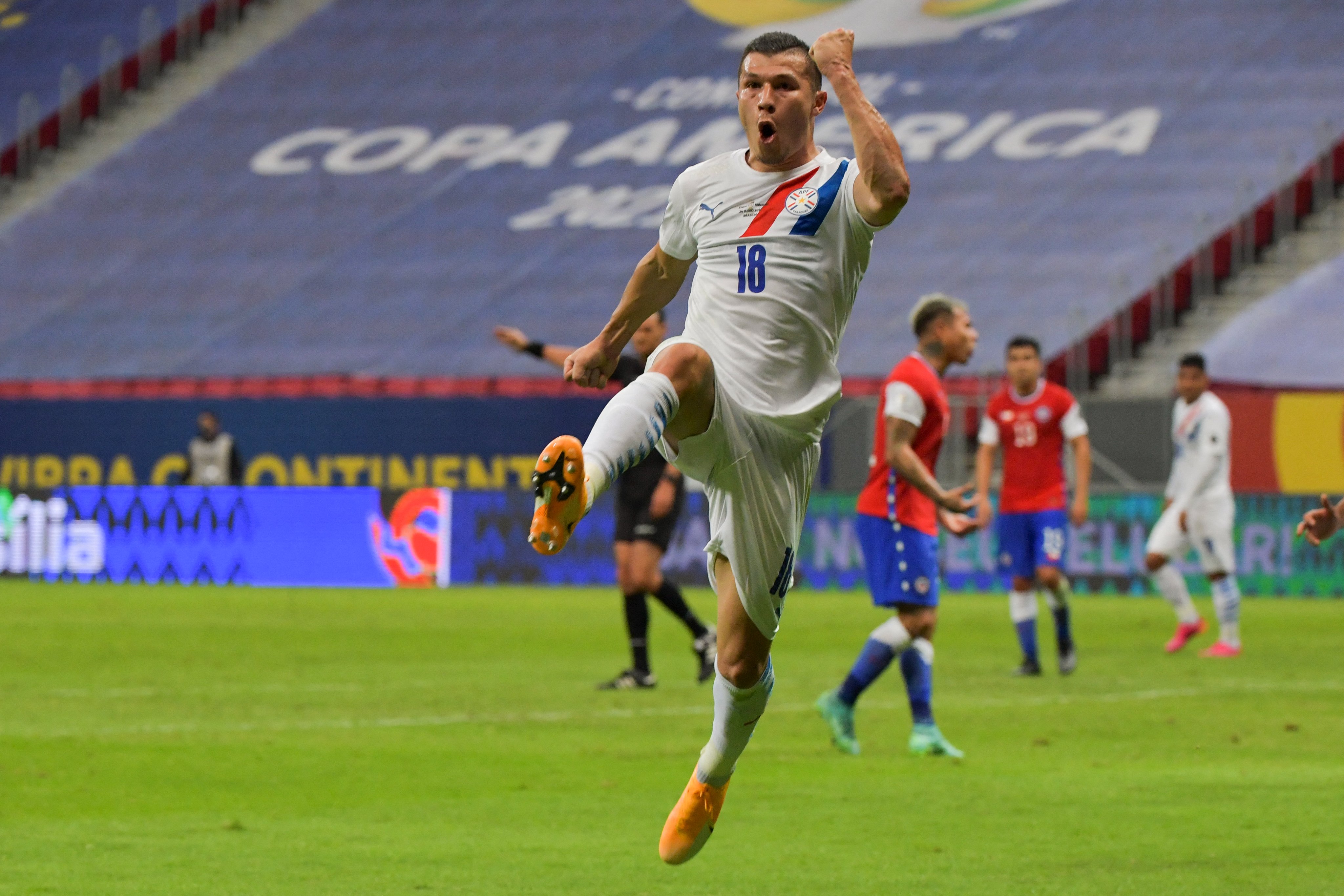 Paraguay cierra la primera etapa con victoria por 1 a 0 ante Chile