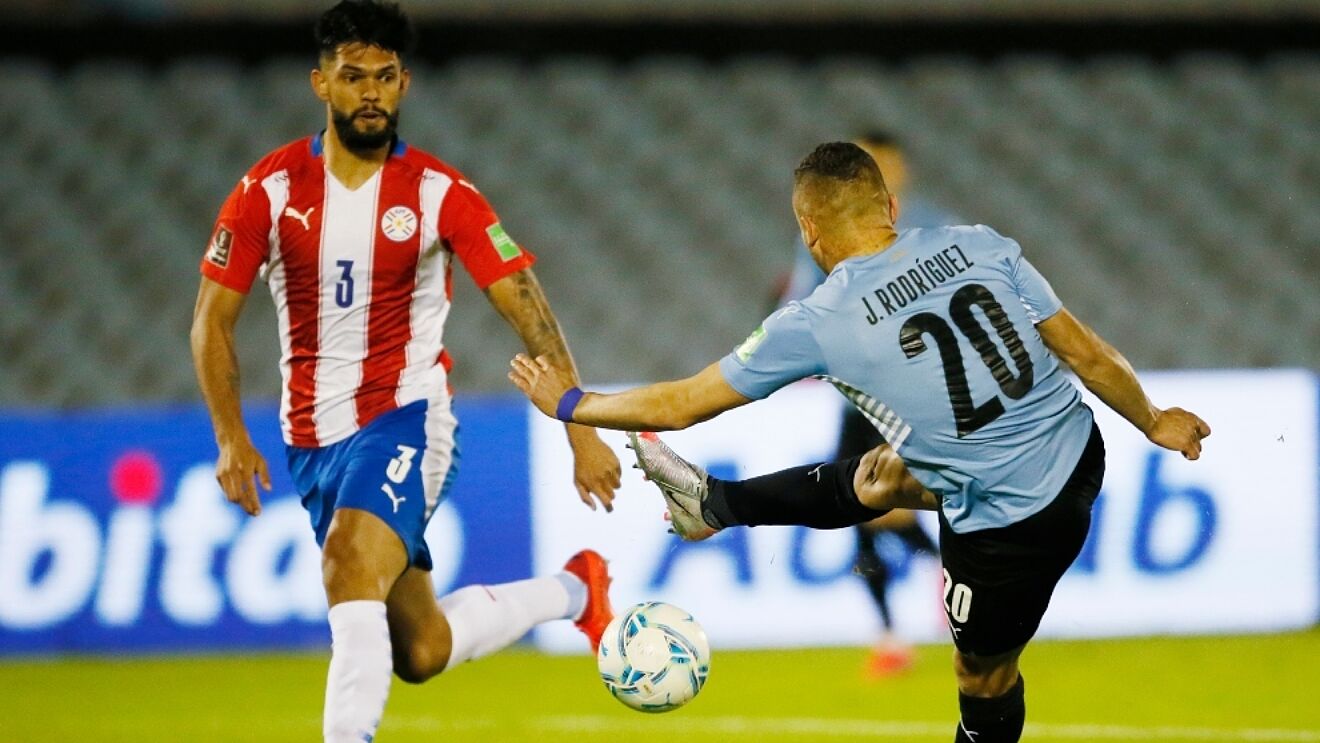 La Albirroja buscará cortar el invicto charrúa hoy. Foto: gentileza.