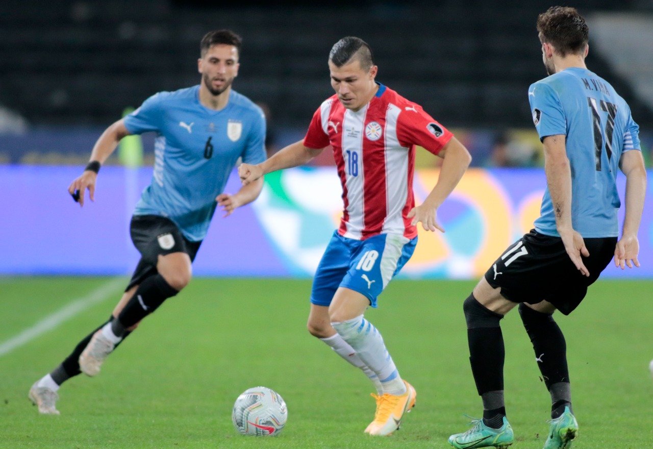 Paraguay no pudo ante Uruguay y cayó por la mínima