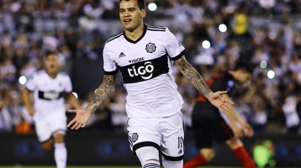William Mendieta fue anunciado como nuevo refuerzo de Olimpia. Foto: gentileza.