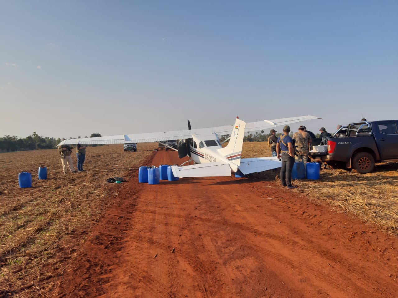 Incautan cocaína en avioneta procedente de Bolivia. Foto: gentileza.