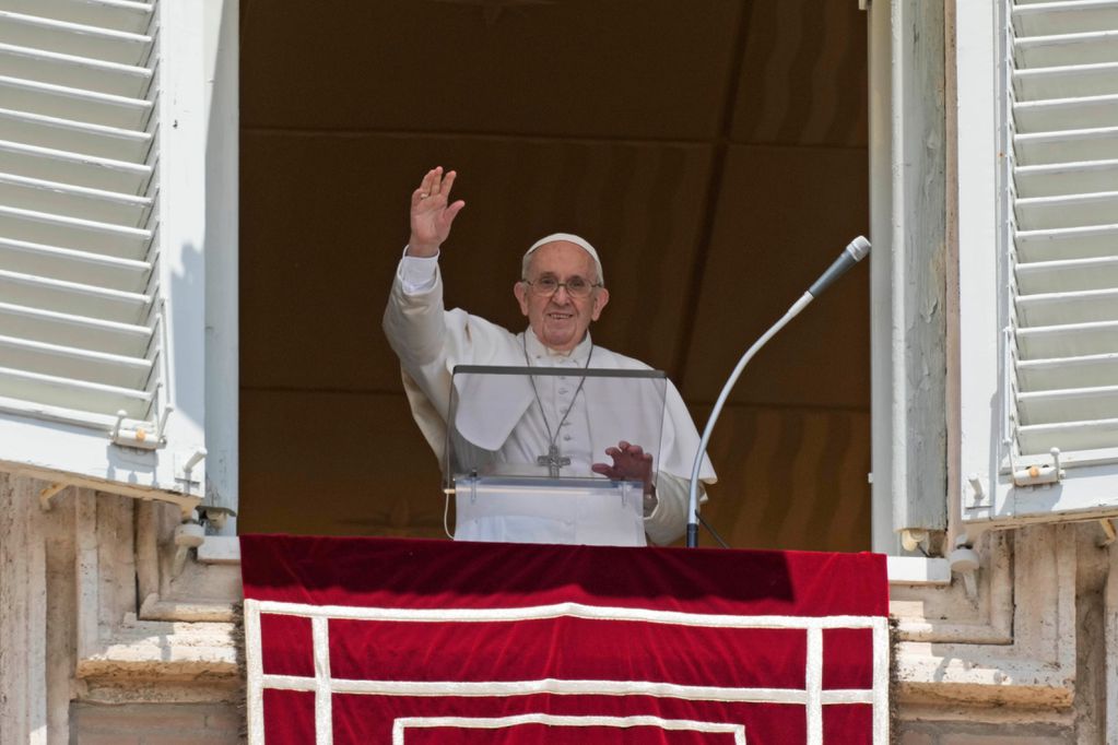Papa Francisco alienta recibir dosis anticovid: “Las vacunas son seguras”