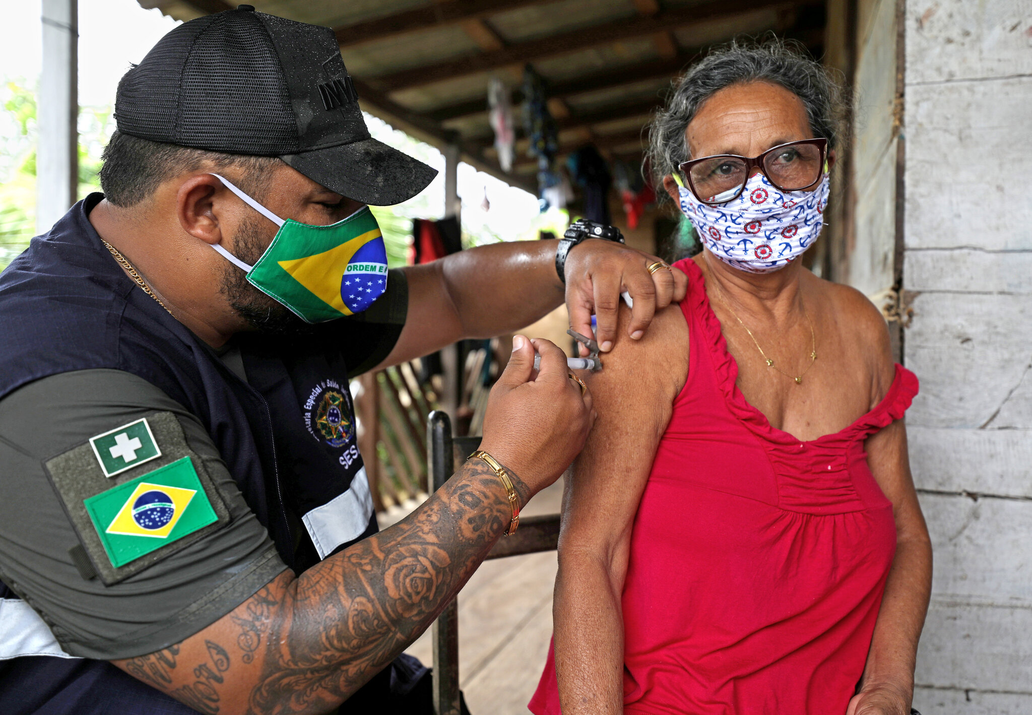 Brasil: grupos de riesgo recibirán tercera dosis desde septiembre