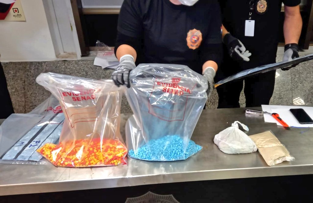 Extranjero quedó detenido tras intentar ingresar pastillas de éxtasis al país