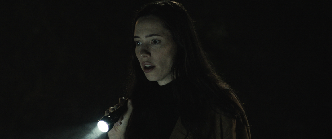 Rebecca Hall actuó mayormente a solas
