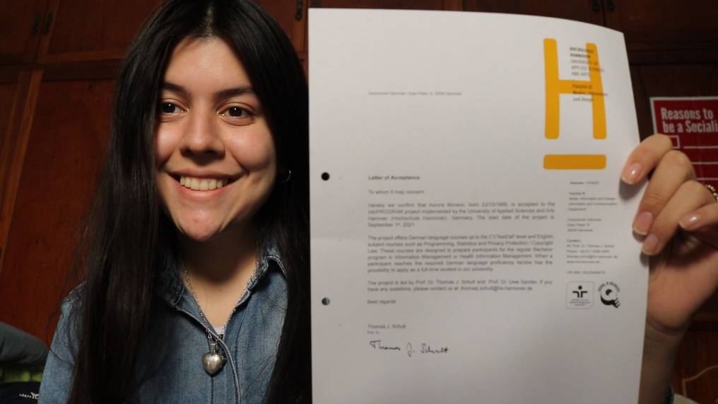 Aurora Josefina Moreno Campuzano organiza una rifa para costear sus estudios en Alemania