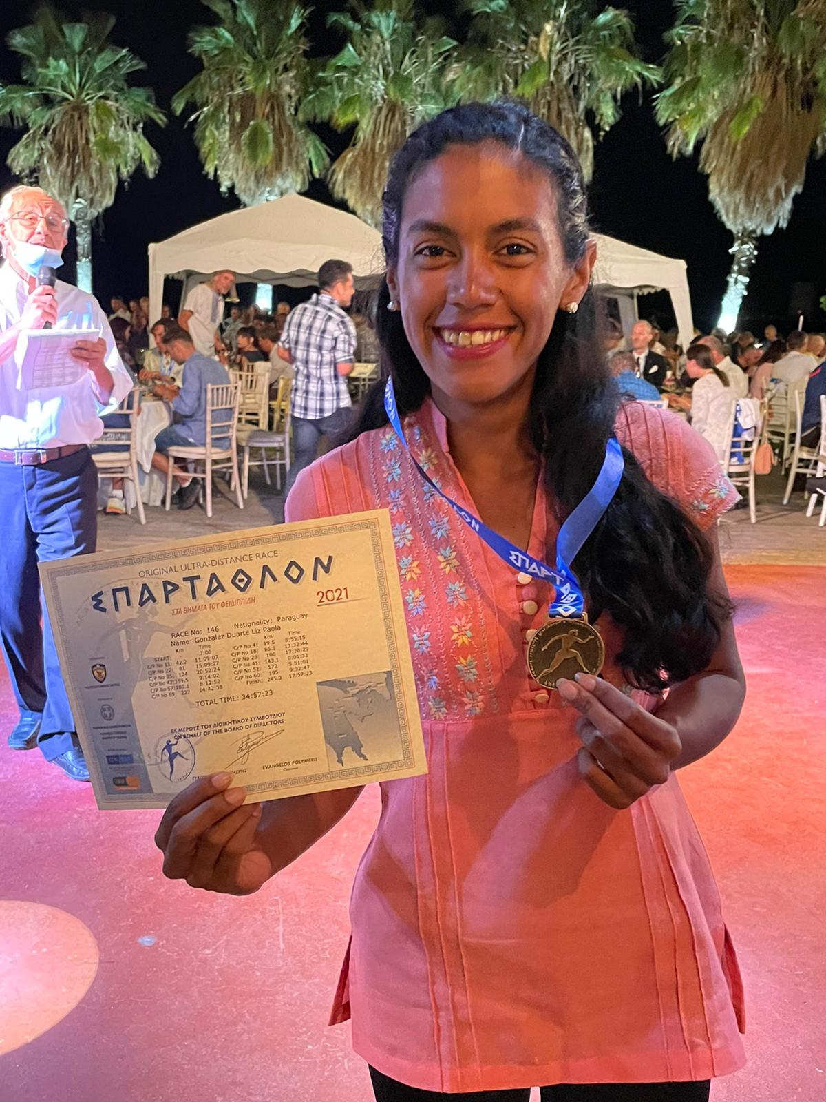 Liz Paola González Duarte corrió 246 kilómetros en Grecia. Foto: gentileza.