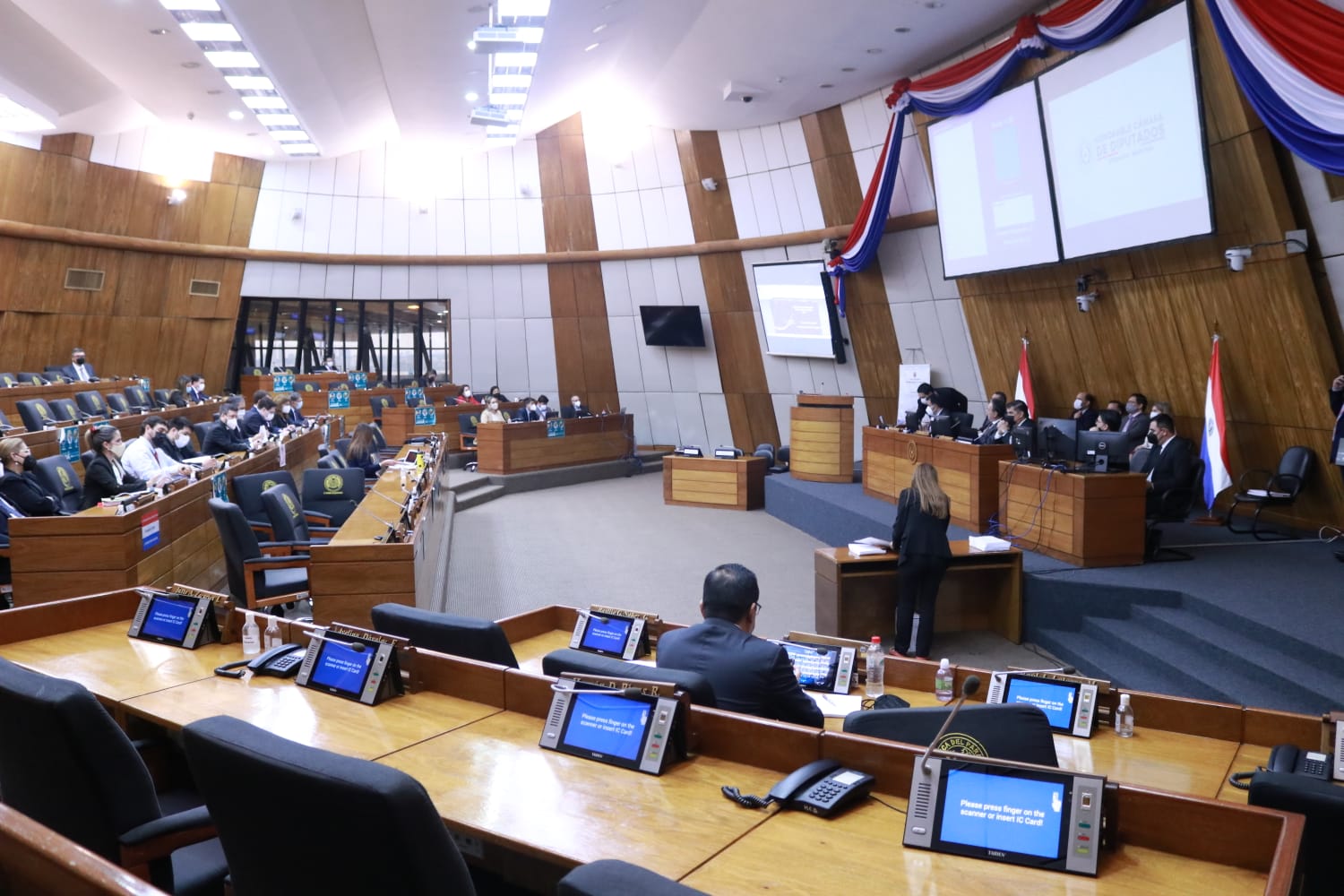 concurrió esta tarde ante la Comisión Bicameral de Presupuesto