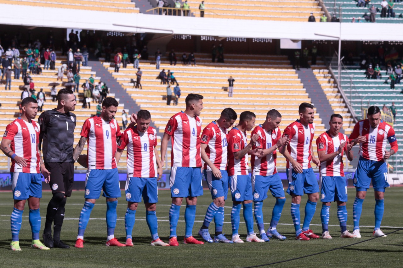 Paraguay pierde ante Bolivia y queda con un pie fuera del Mundial