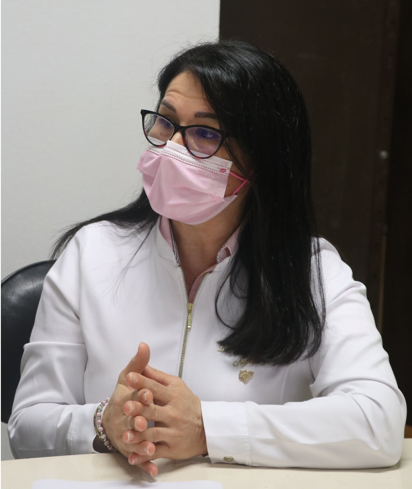La Dra. Norma Arévalos, especialista del departamento de Nefrología de Adultos del Hospital de Clínicas