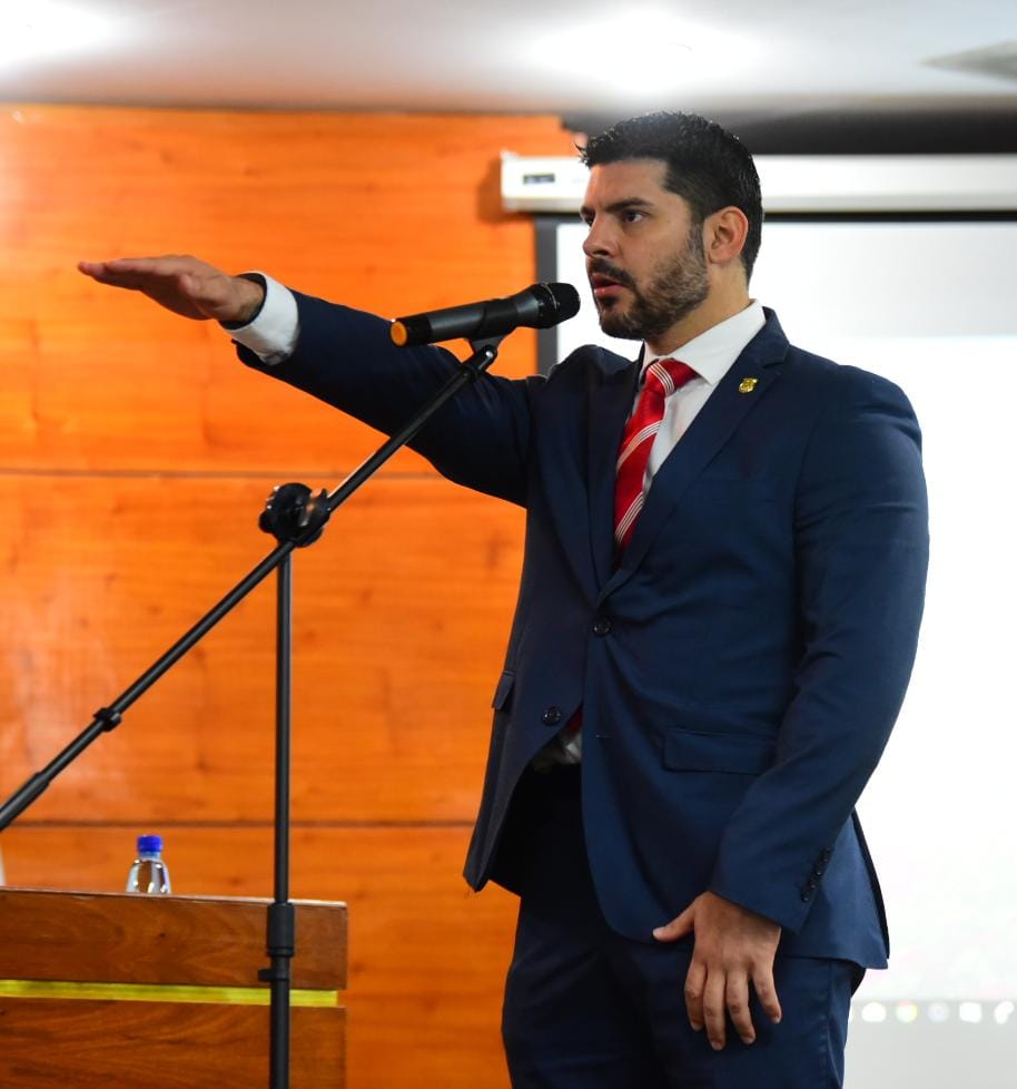 Óscar Rodríguez juró como intendente de Asunción