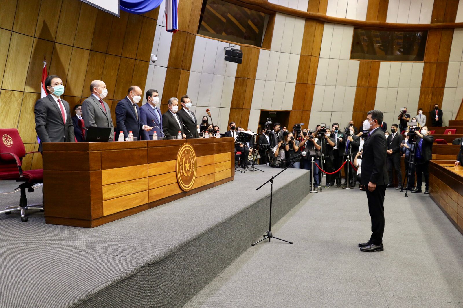 Víctor Ríos juró como nuevo ministro de la Corte Suprema de Justicia. Foto: gentileza.