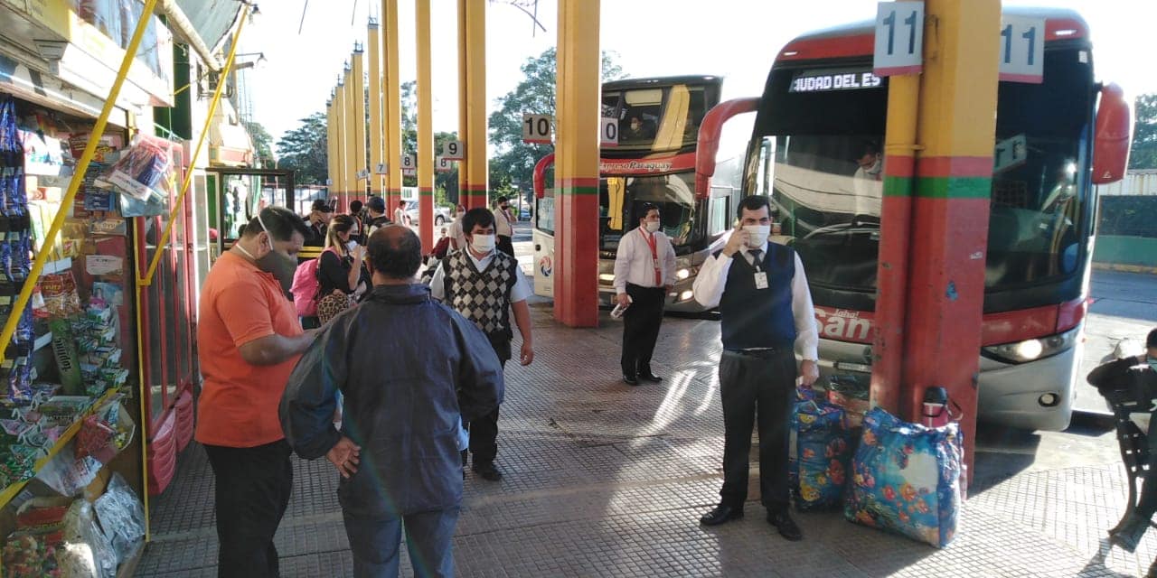 Viajes en bus a Argentina se reanudan este miércoles, anuncia Dinatran