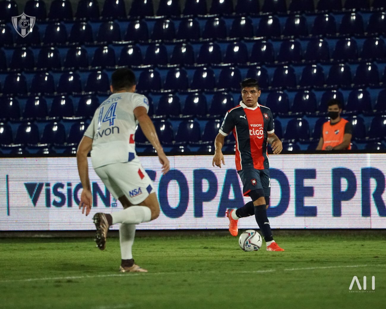 El Ciclón se llevó por encima al Tricolor y se aferra a la punta. Foto: CCP.