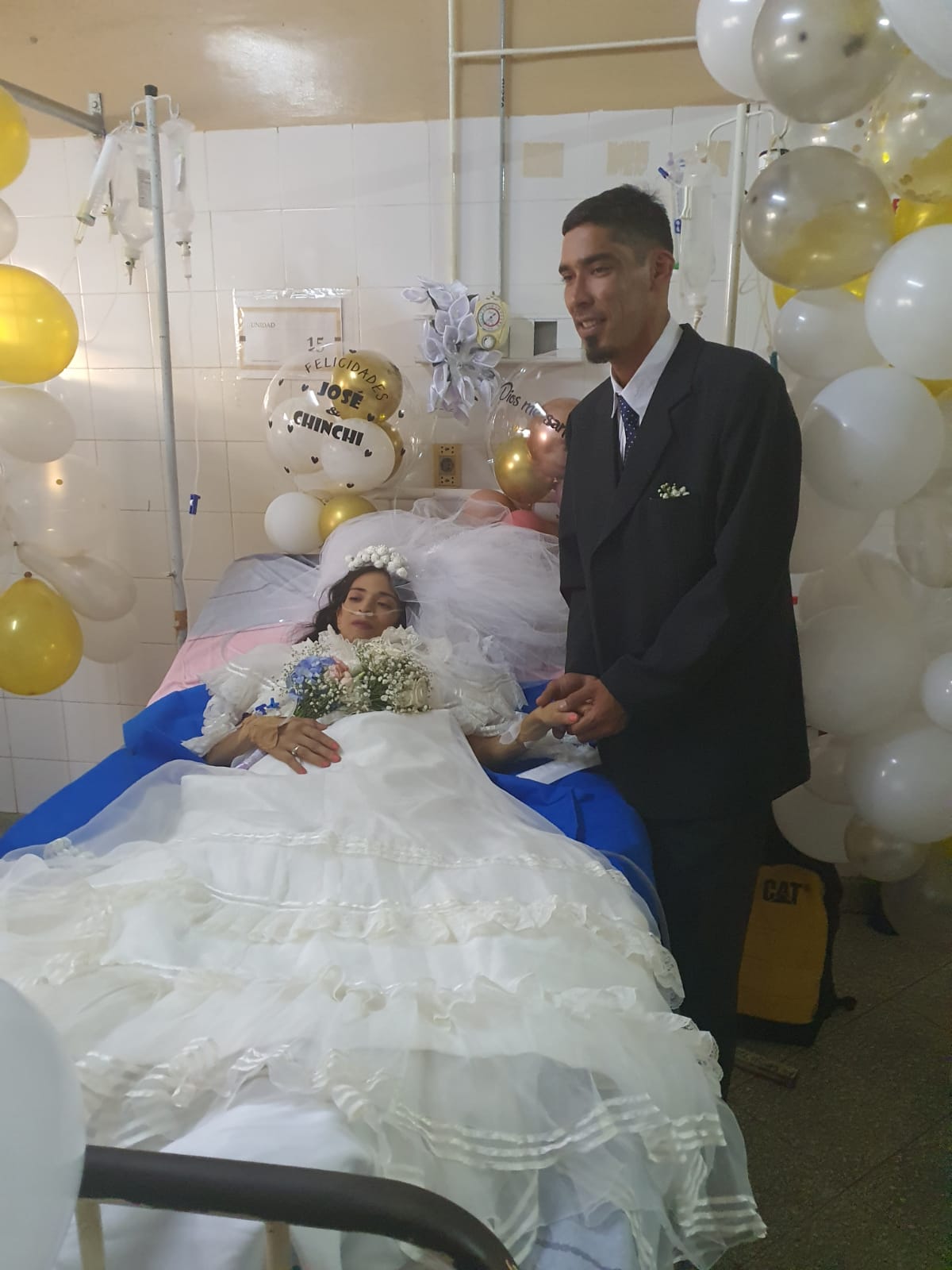 ¡Se casó con el amor de su vida en el Hospital de Coronel Oviedo!