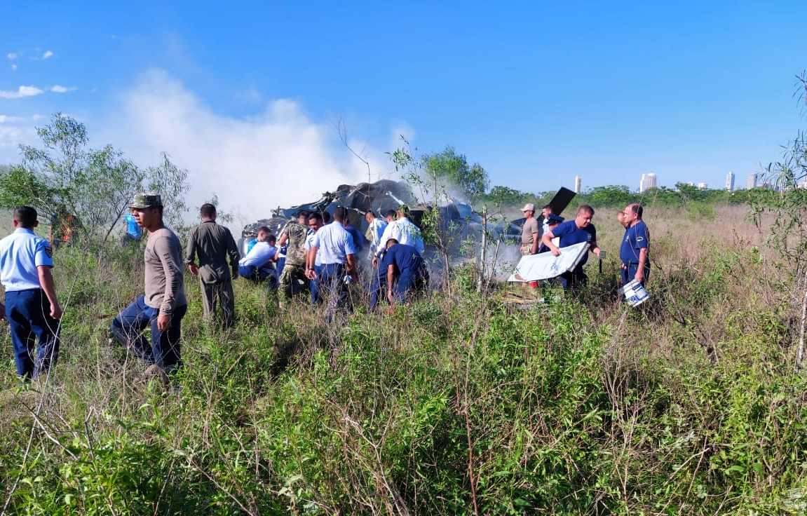 Confirman el fallecimiento de dos militares, tras caída de helicóptero en la FAP. Foto: gentileza.
