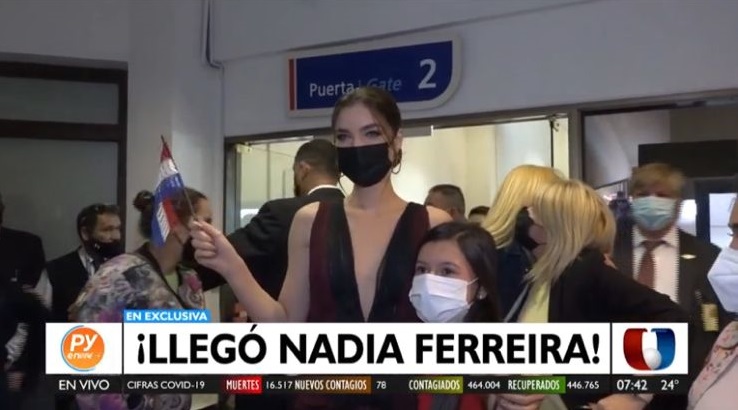 Llegada de Nadia Ferreira a Paraguay con imágenes exclusivas de Paraguay en Vivo.