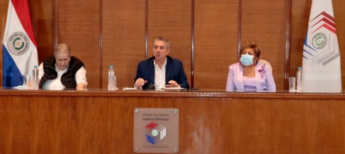 El cronograma fue presentado en conferencia de prensa. Foto: TSJE.
