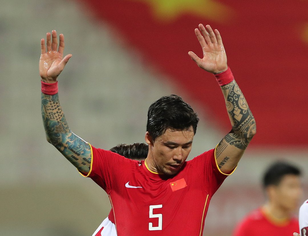 China prohibió a futbolistas de la selección hacerse tatuajes