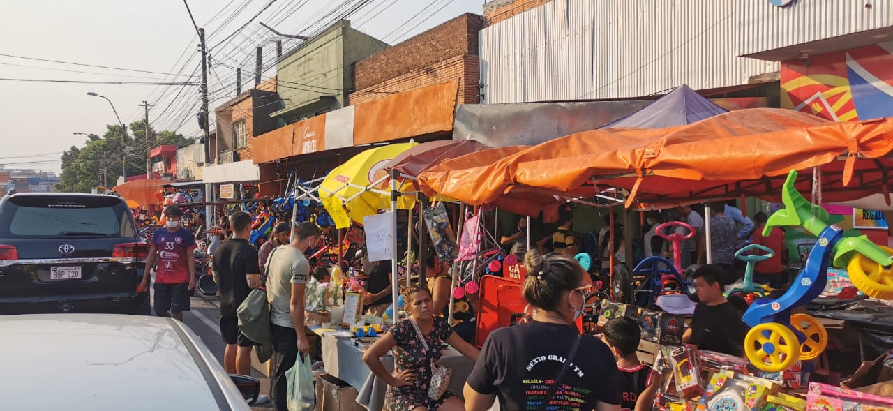 Los vendedores indicaron que estarán ofreciendo variedad de juguetes