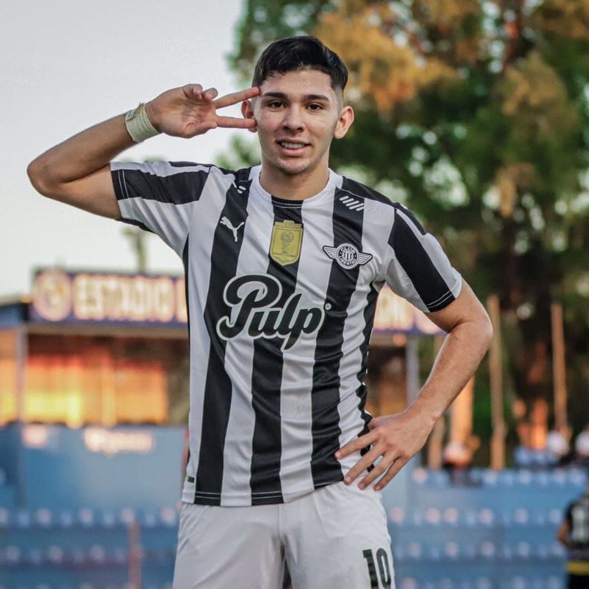 Cayó la transferencia de Julio Enciso al Brighton