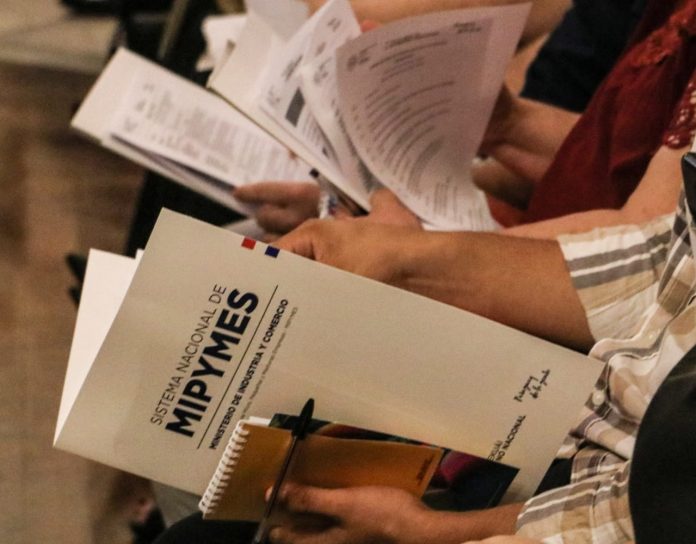 Postulaciones para Premio Nacional MiPymes 2022 inician este viernes. Foto: Agencia IP.