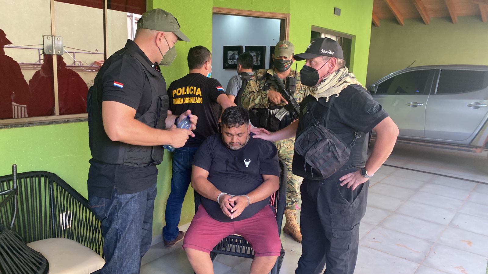 El procedimiento de allanamiento y posterior detención se realizó en la tarde del domingo en la capital del departamento de Amambay. Foto: Policía Nacional