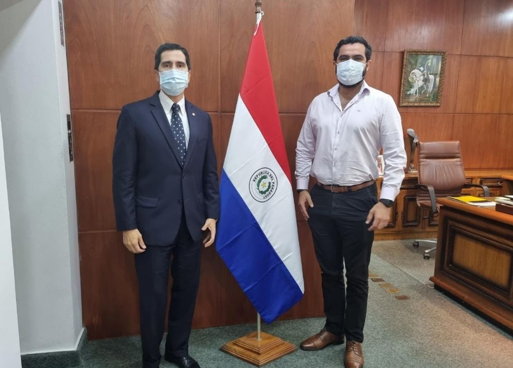 El ministro del Interior, Federico González, junto al viceministro de Transporte, Víctor Sánchez.