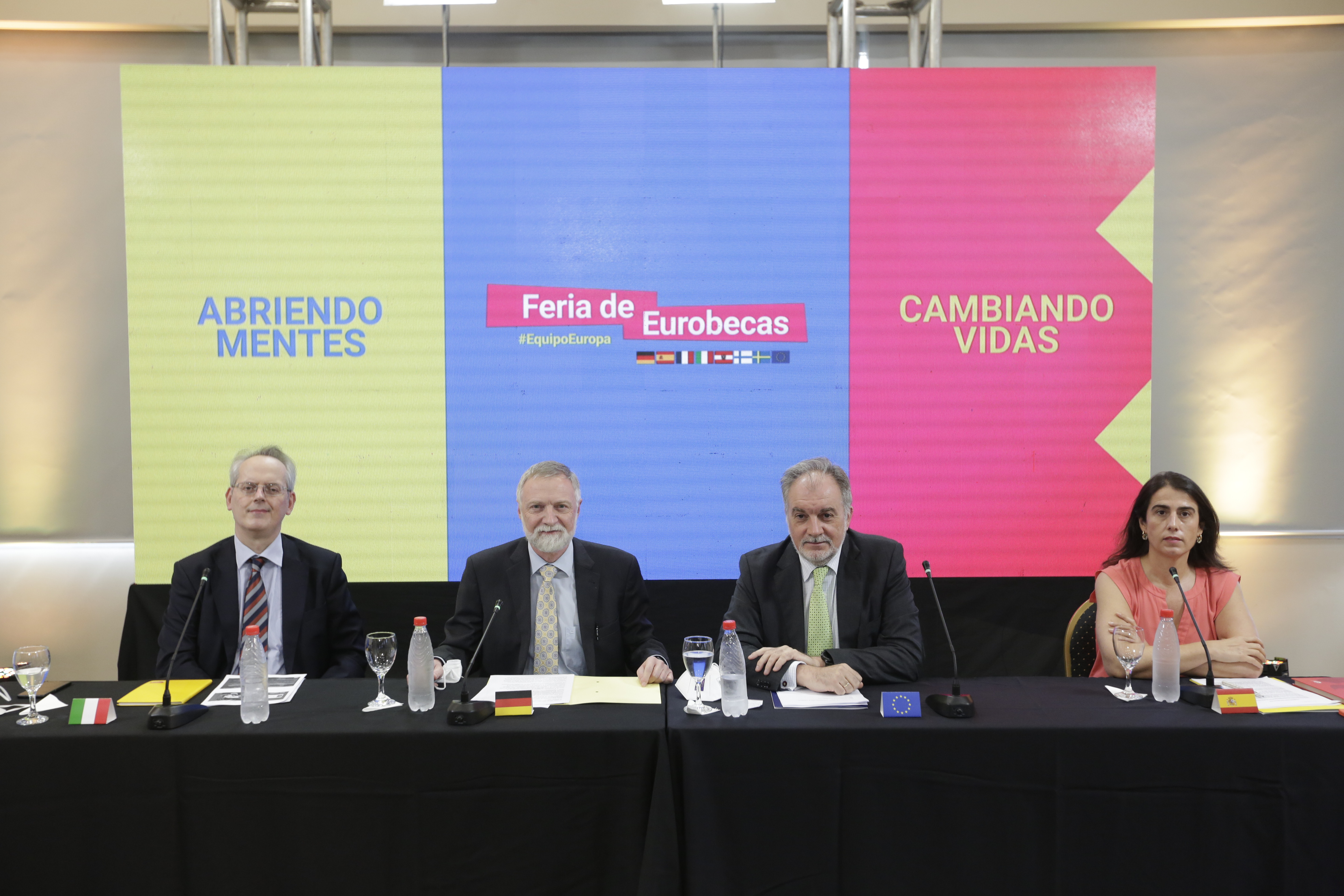 El Equipo Europa presentó la Feria de Eurobecas en formato virtual. Foto: Conferencia Unión Europea.