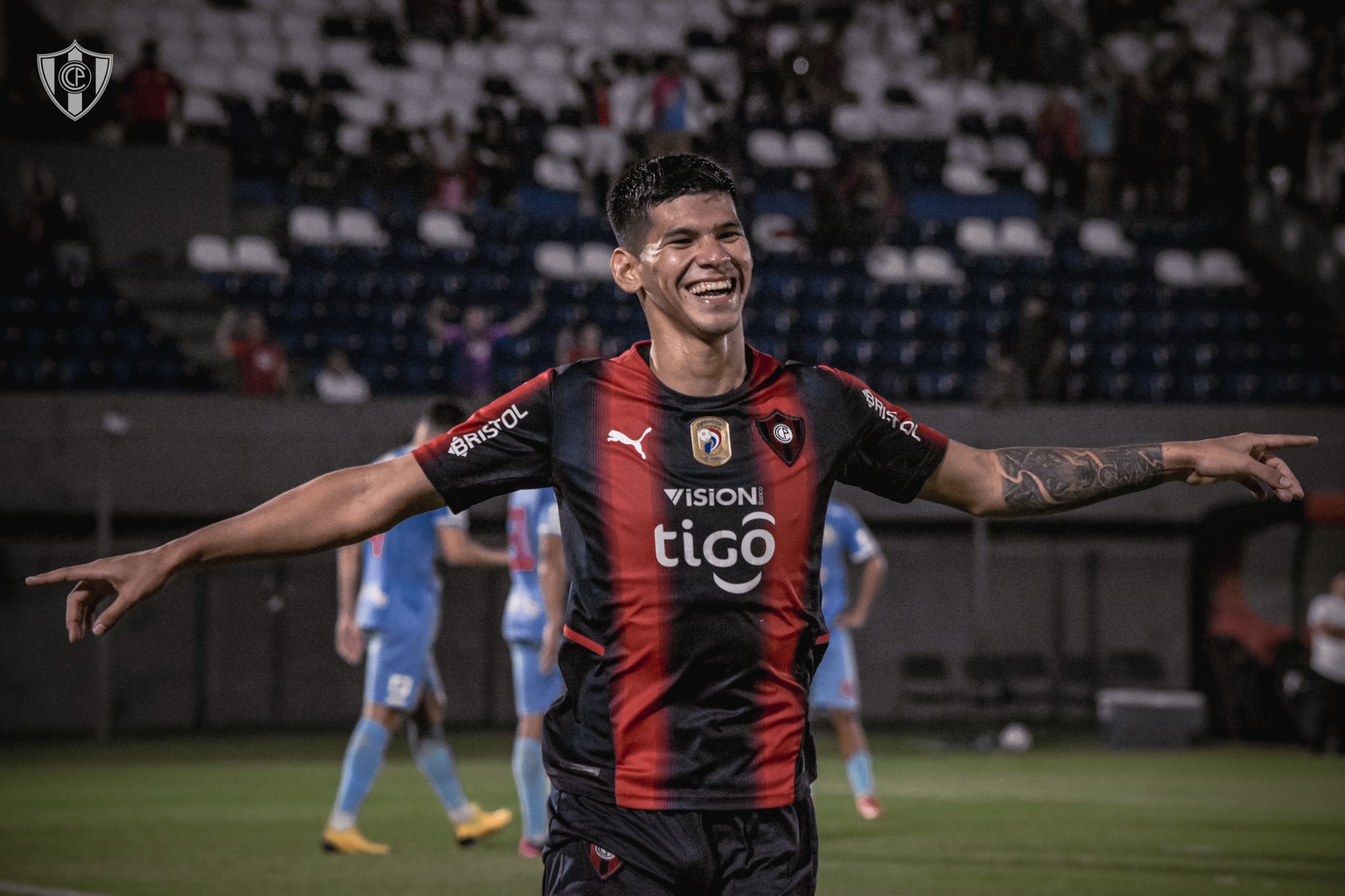 Cerro Porteño goleó a Resistencia en el Defensores