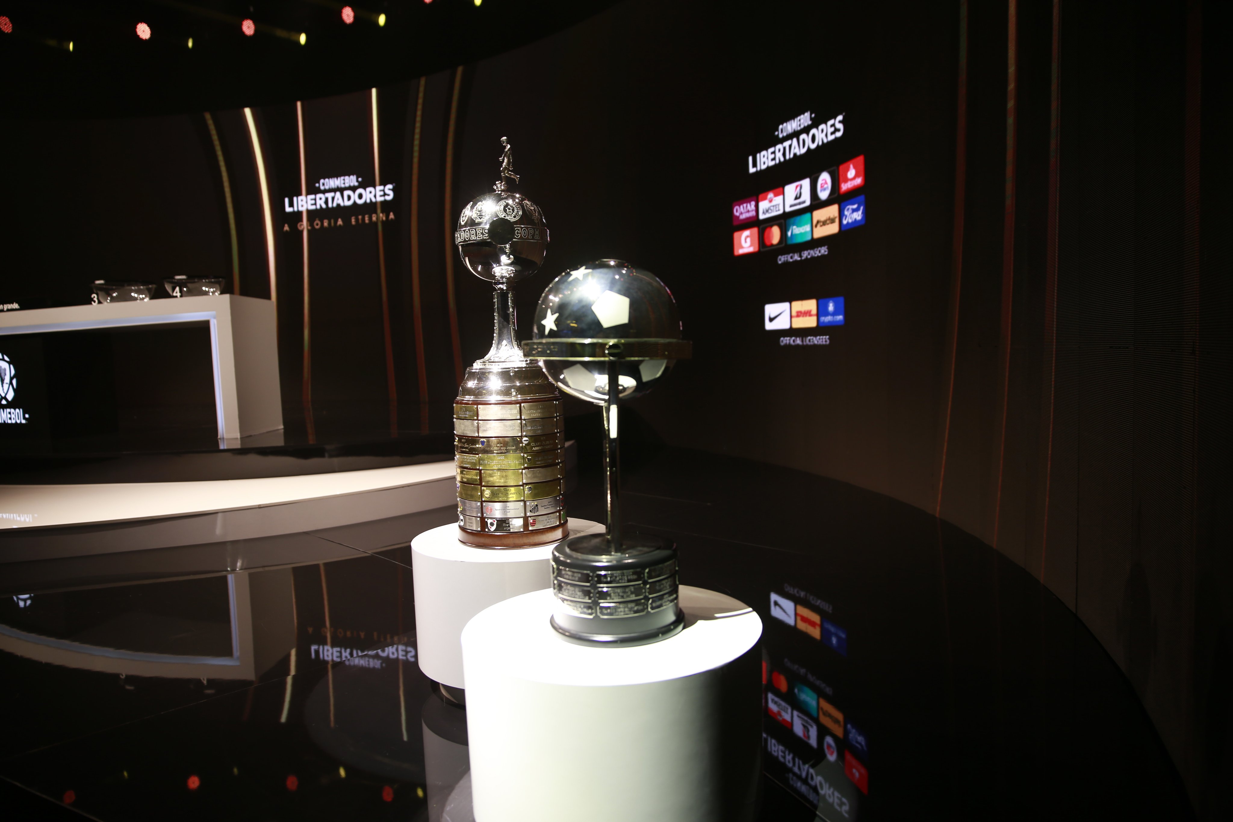 Sorteo de la Copa Libertadores y Sudamericana. Foto: gentileza.