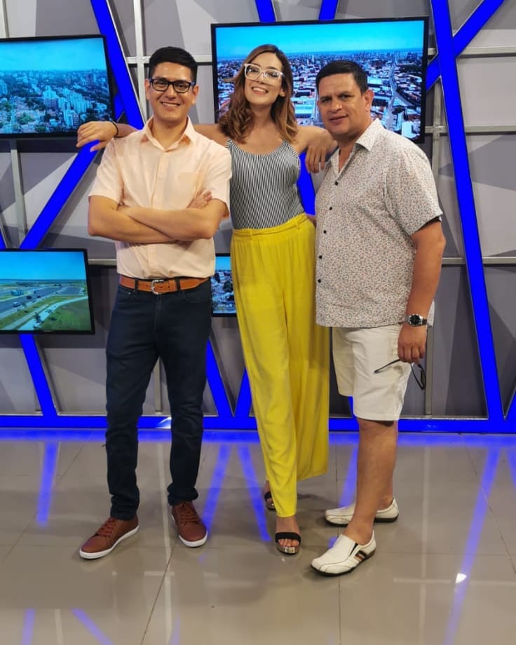 Jorge Riveros, Marilia Quevedo y Gustavo Onieva, todas las tardes te acompañan en 'Callejeros'. Foto: Callejeros.