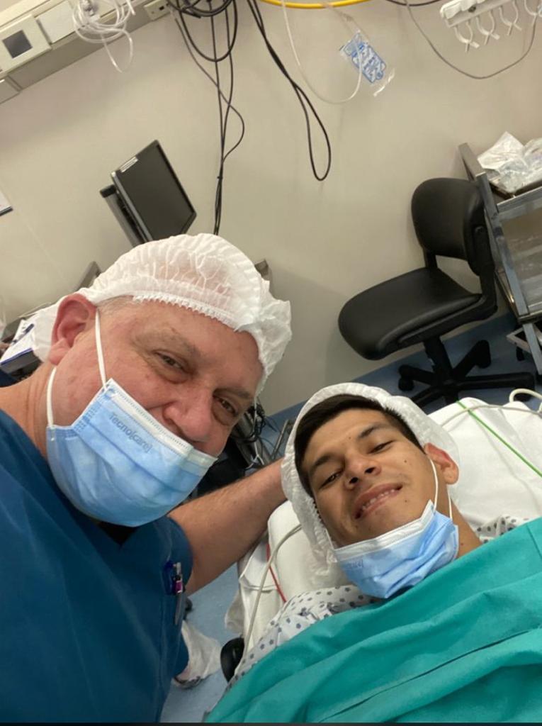 El Dr. Osvaldo Insfrán junto a Morales