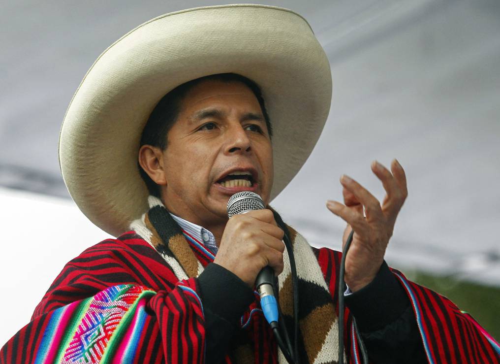 Perú: Pedro Castillo propone castración química para abusadores