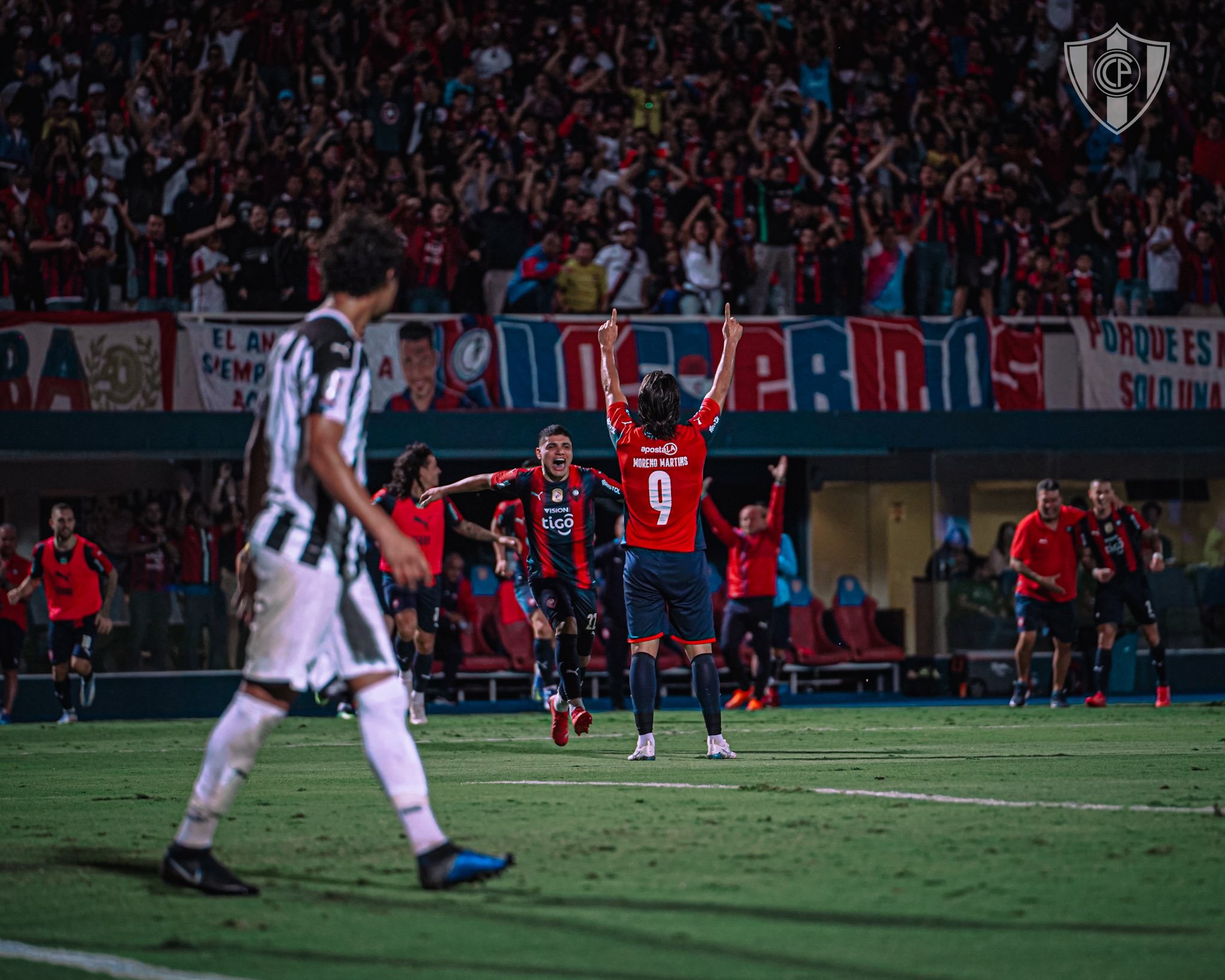 Cerro goleó a Libertad este domingo en LNO. Foto: CCP.