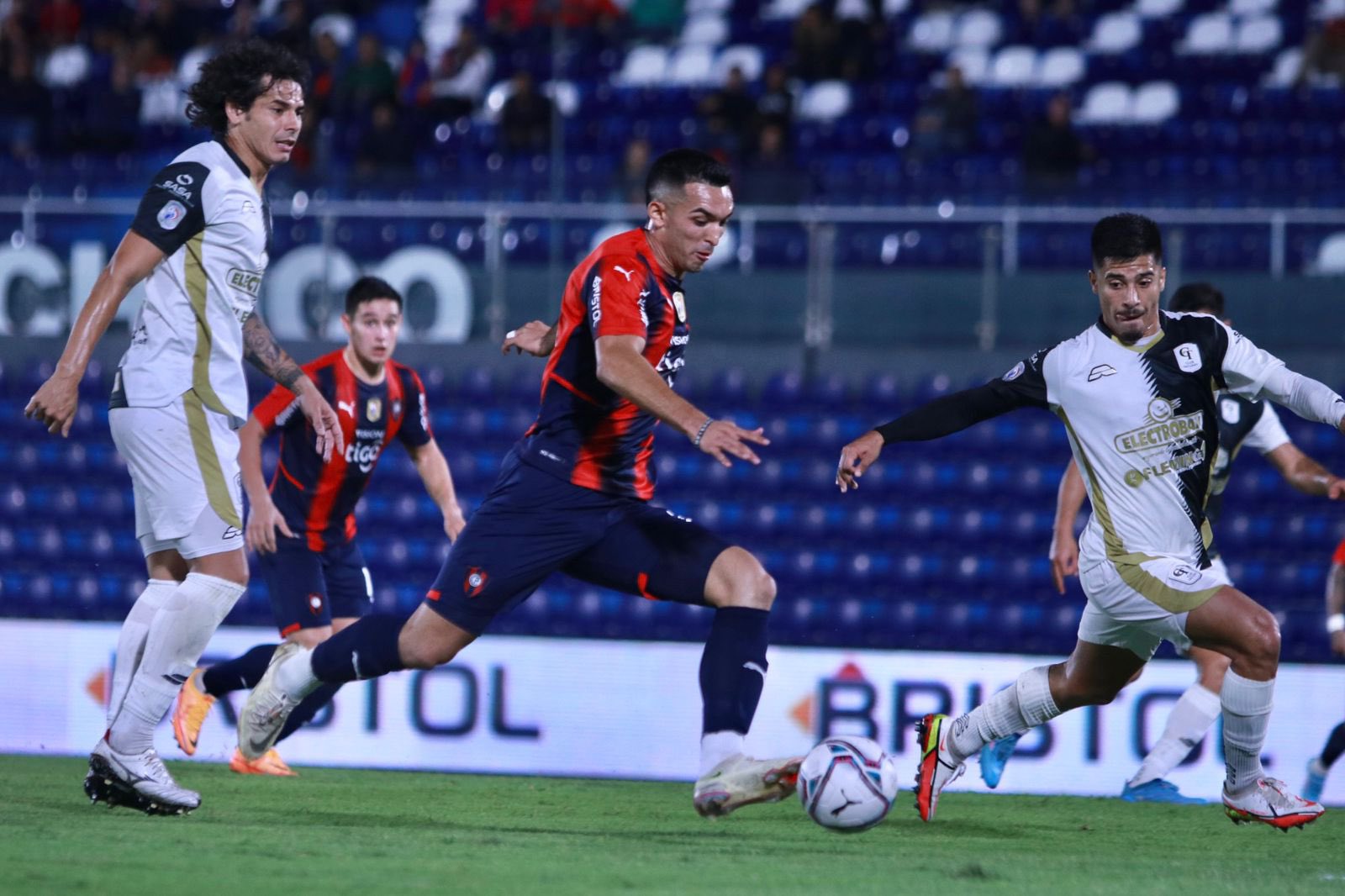 ¡Dura derrota! Tacuary venció a Cerro en Sajonia