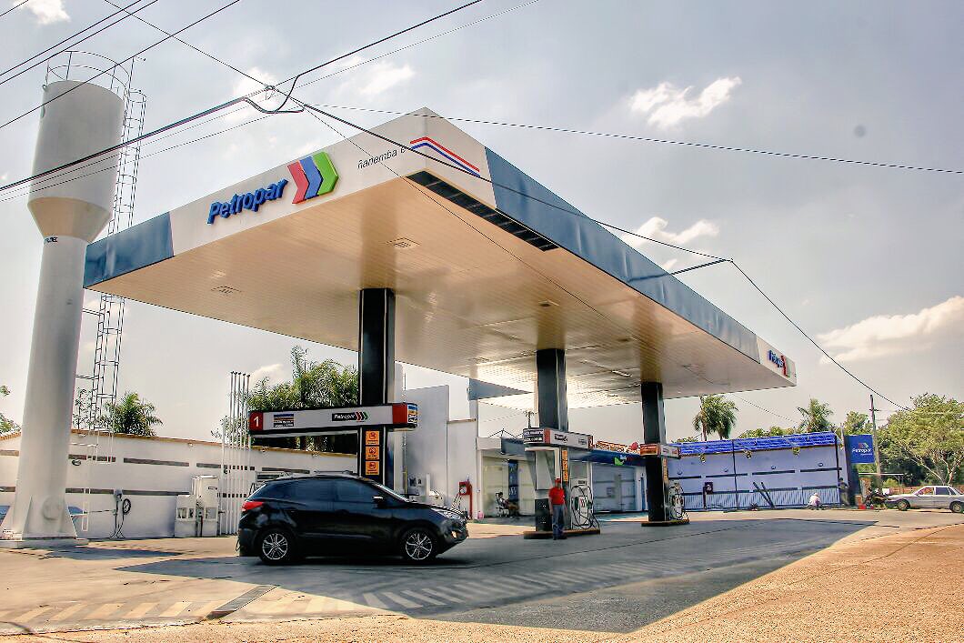 Senado aprueba proyecto para que Petropar compre combustible sin intermediarios