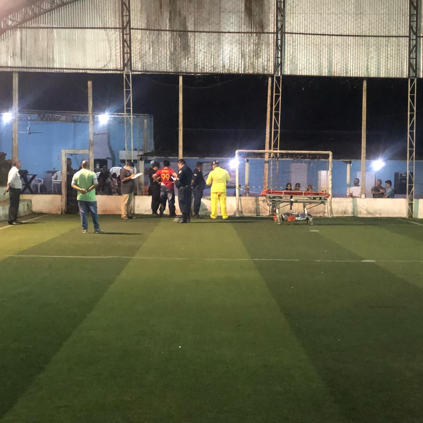 Tragedia en PJC: niño muere tras caerle un arco de fútbol encima